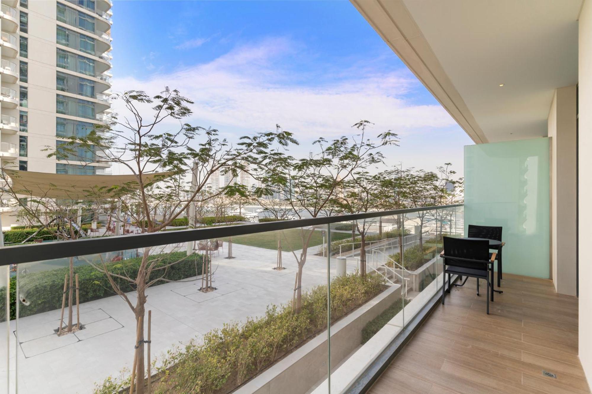 Luxury At Marina Vista, Harbour